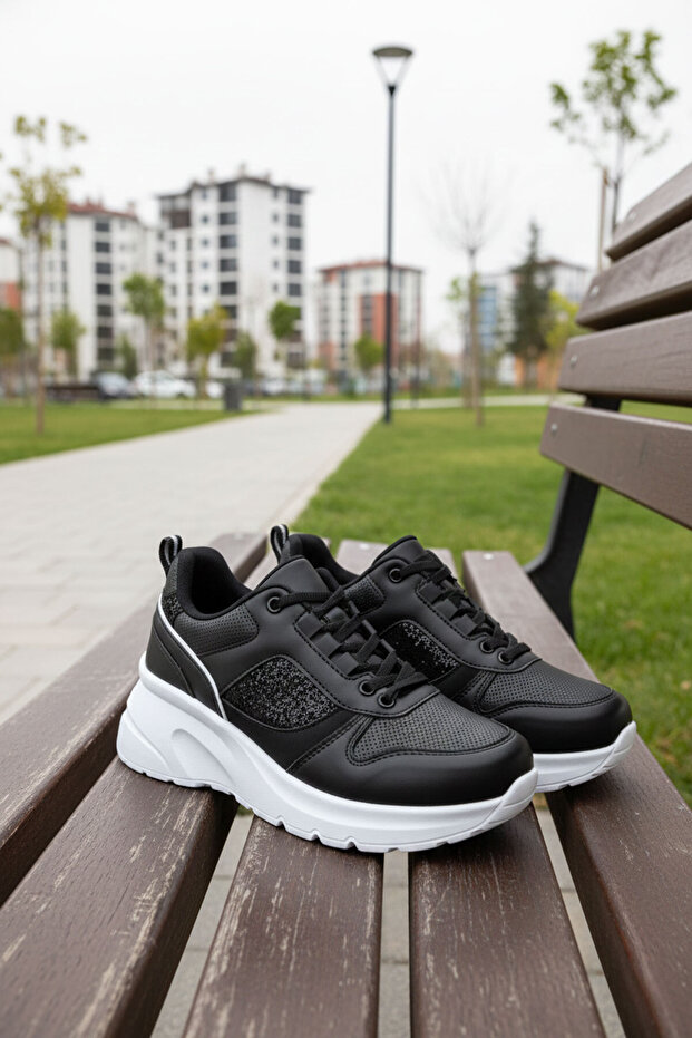 Siyah Kadın Sneaker 19730 - 2