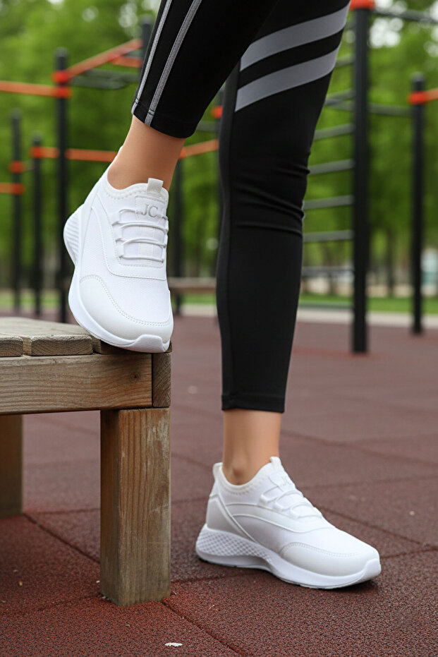 SOHO Beyaz-Beyaz Kadın Sneaker 15226
