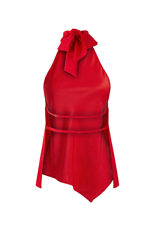 Kırmızı Asimetrik Kesim Halter Yaka Saten Bluz TPRSS26BZ00019 - 6
