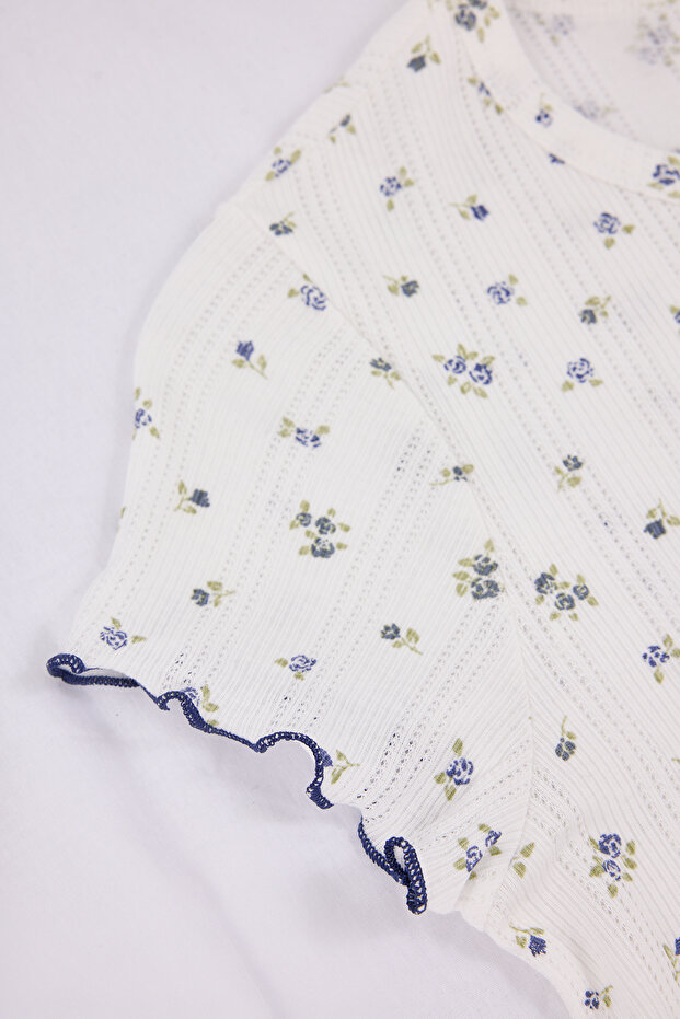 Beyaz %100 Pamuklu Çiçekli Baby Overloklu Fitilli/Pointel Örme Pijama Takımı THMSS26PT00012 - 10