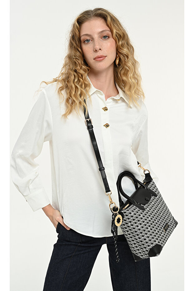 Limited Edition Black Digital Monogram Women's Shoulder Bag 05Po25Y10707