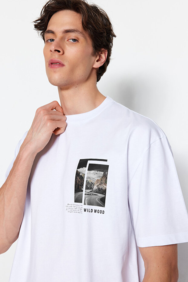 Beyaz Oversize/Geniş Kesim Kısa Kol Manzara Baskılı %100 Pamuk T-Shirt TMNSS23TS00242 - 2