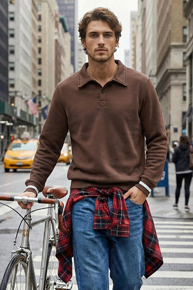 Kahverengi Regular/Normal Kesim Düğmeli Polo Yaka Kalın İçi Polarlı Sweatshirt TMNAW24SW00107 - 1