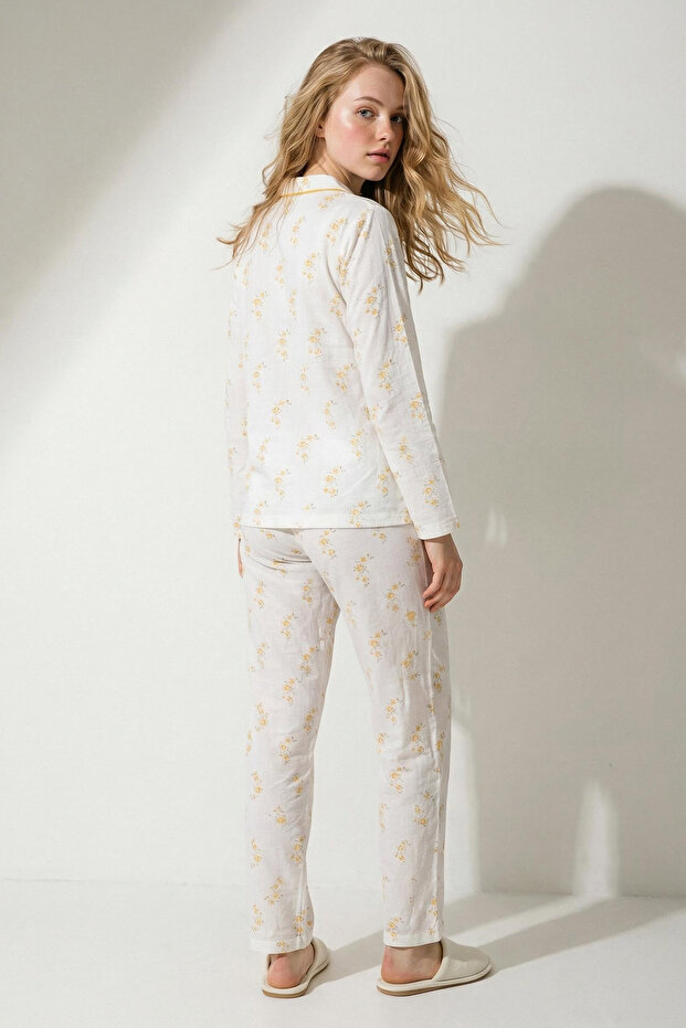 Beyaz-Sarı Pamuklu Çiçekli Biyeli Fitilli Örme Pijama Takımı THMSS26PT00078 - 3