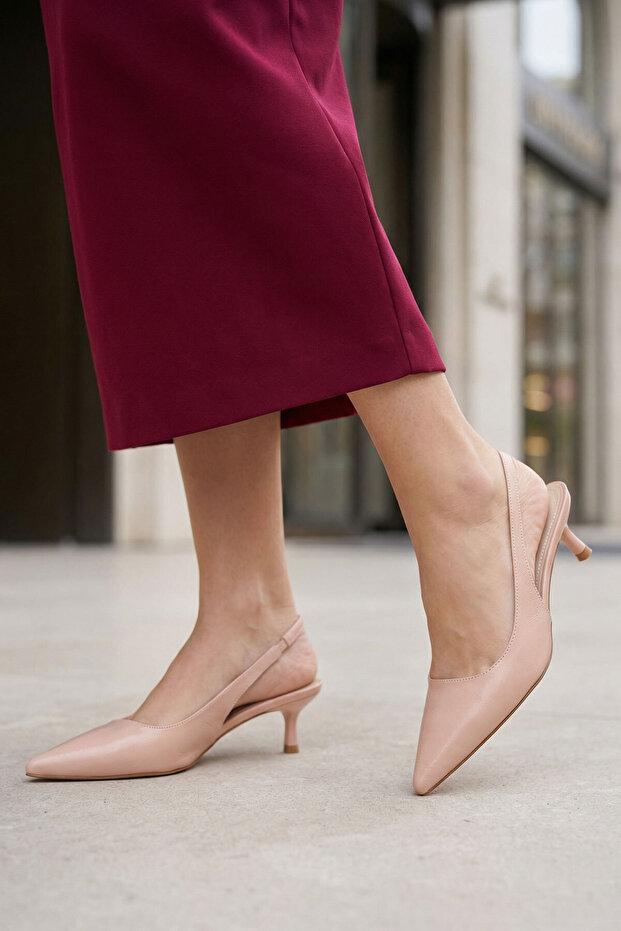 Nude Women's Classic Heeled Shoes 21380