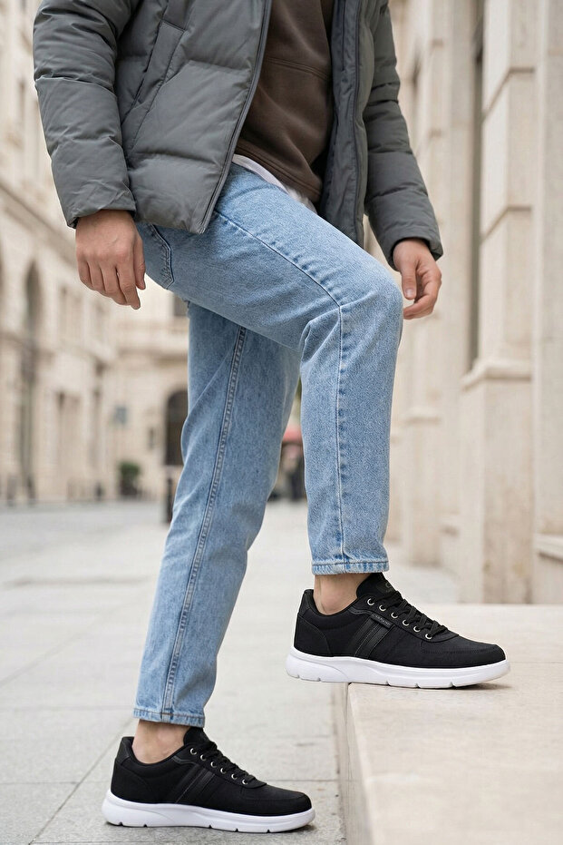 Schwarzer Herren-Sneaker 21396 - 1