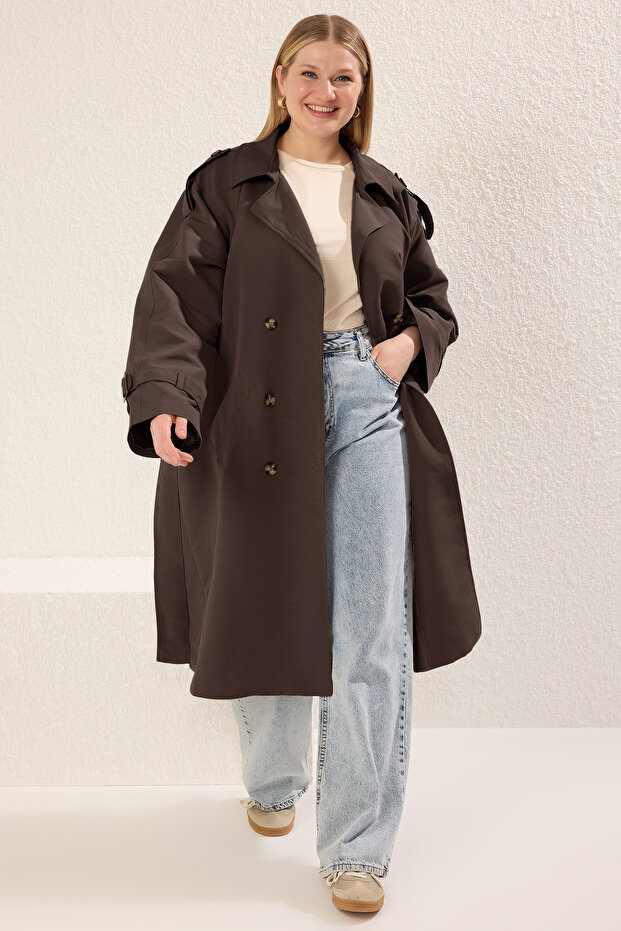Kahverengi Uzun Oversize Büyük Beden Trençkot TBBSS25BM00002 - 4