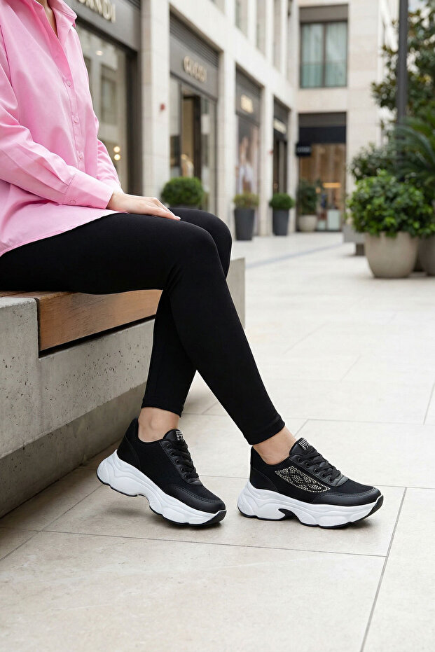 Schwarzer Damen-Sneaker 21374 - 5