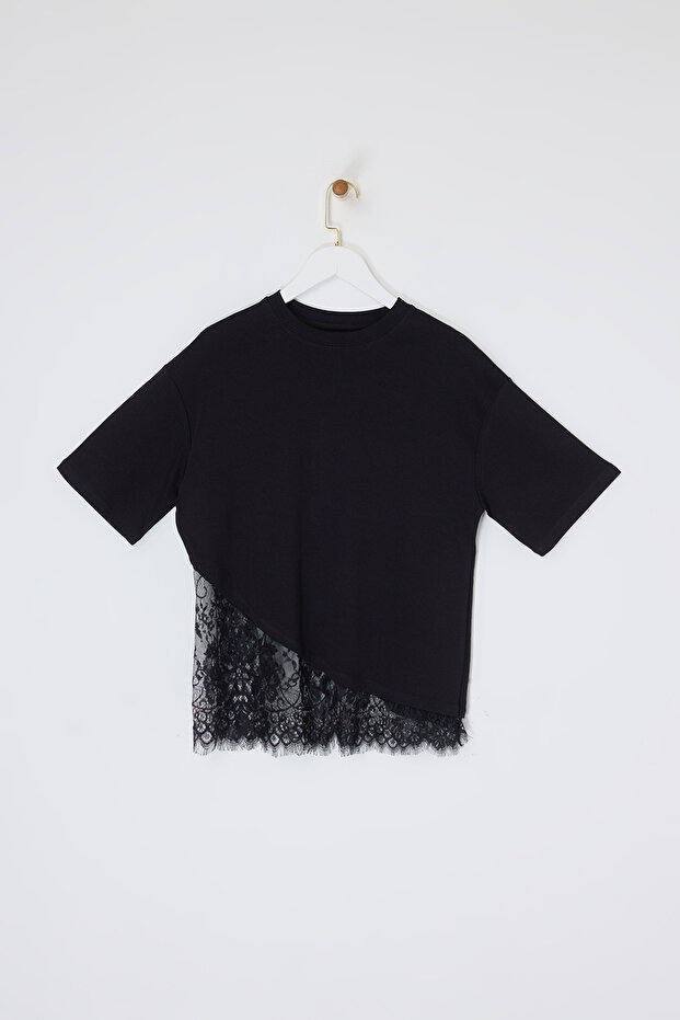 Siyah Eteği Dantelli Detaylı T-Shirt TDRSS26TS00012 - 6