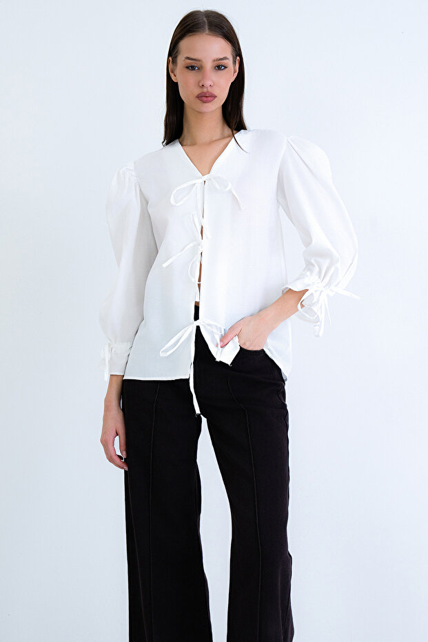 White V-Neck Poplin Blouse with Tie Detail on Front and Sleeves Alc-X15169
