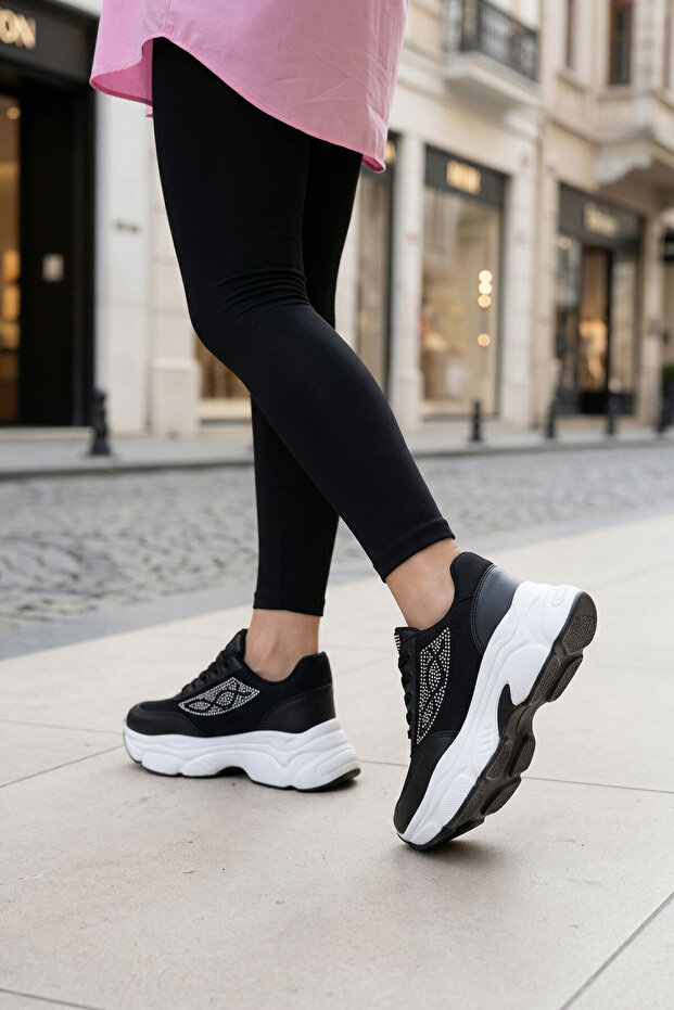 Schwarzer Damen-Sneaker 21374 - 3