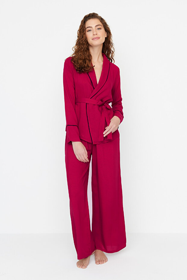 Bordo Kuşaklı Biye Detaylı Kruvaze Viskon Dokuma Pijama Takımı THMAW22PT1109 - 5