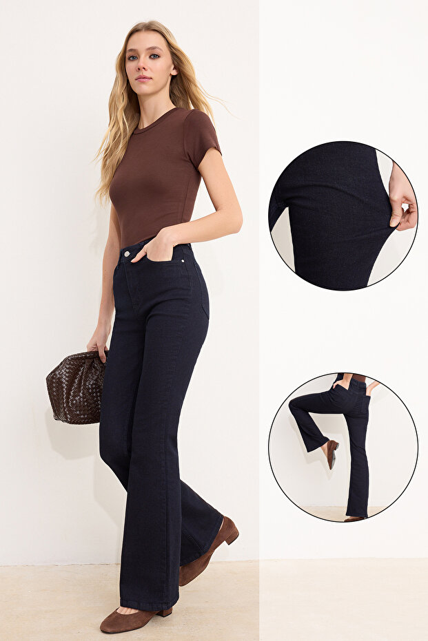 Koyu Mavi Raw Yüksek Bel Orta Esnek Flare Uzun Boy Jeans TWOSS26JE00105 - 1