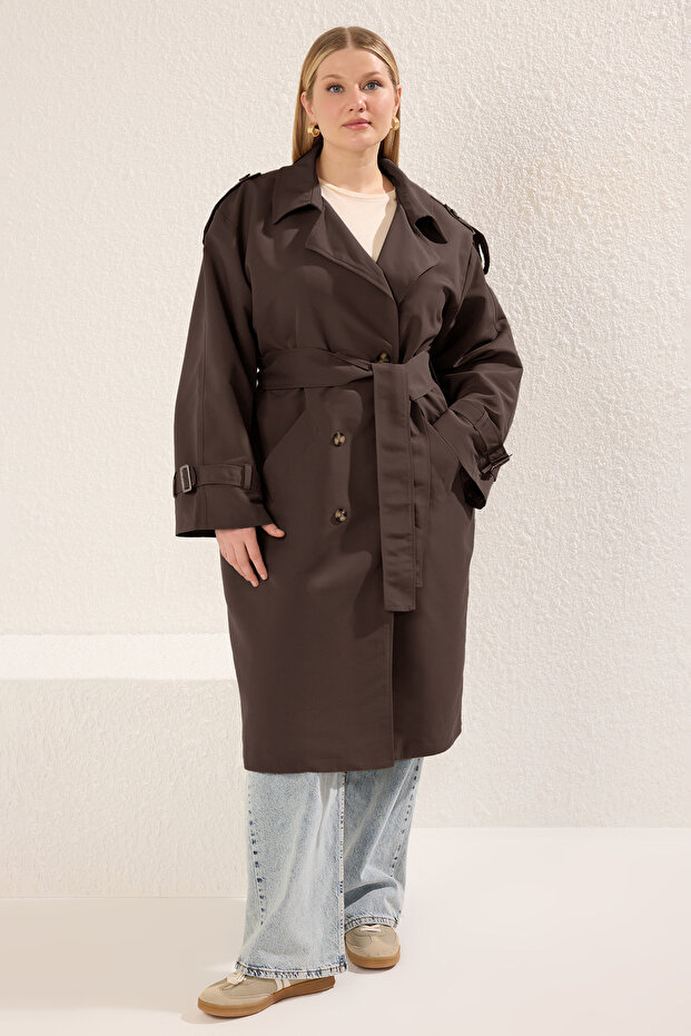 Kahverengi Uzun Oversize Büyük Beden Trençkot TBBSS25BM00002 - 5