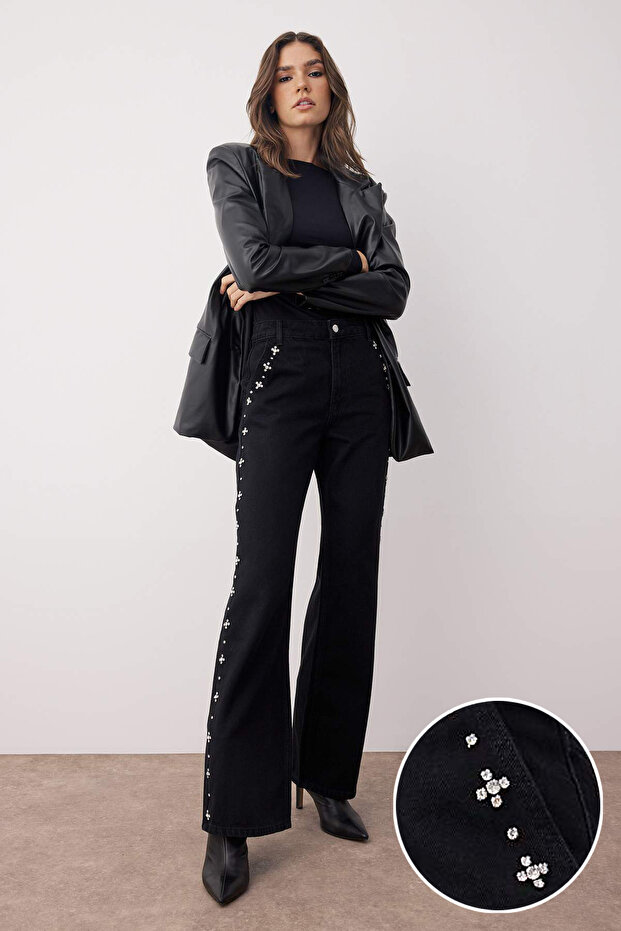 Siyah Yüksek Bel Taşlı Wide Leg Jeans TWOAW26JE00032 - 2