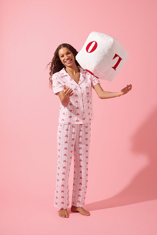 Pembe %100 Pamuklu Kalpli Biye Detaylı Müslin Dokuma Pijama Takımı THMSS26PT00033 - 1