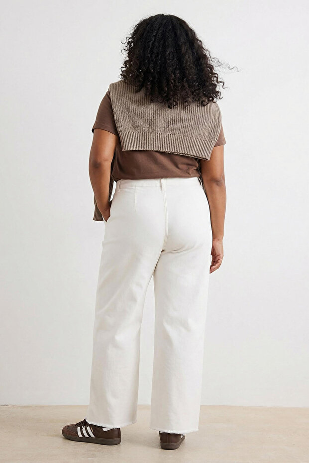 Ekru Yüksek Bel Geniş Paça %100 Pamuk Non-Stretch Büyük Beden Wide Leg Jeans TBBAW25CJ00001 - 4