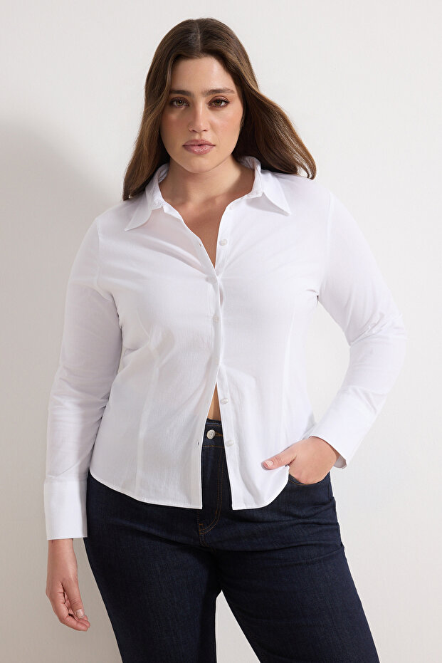 Wardrobe Essentials Beyaz Hafif Bele Oturan Pamuklu Dokuma Gömlek TBBAW26AX00020 - 2