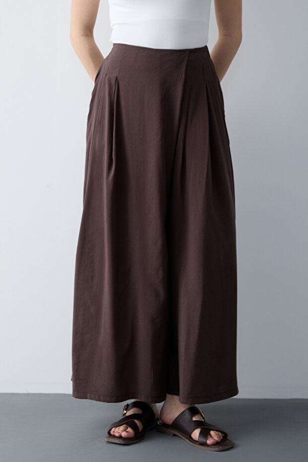 Kahverengi Geniş Paça Modal Tuşeli Etek Görünümlü Pantolon TWOSS26PL00081 - 3