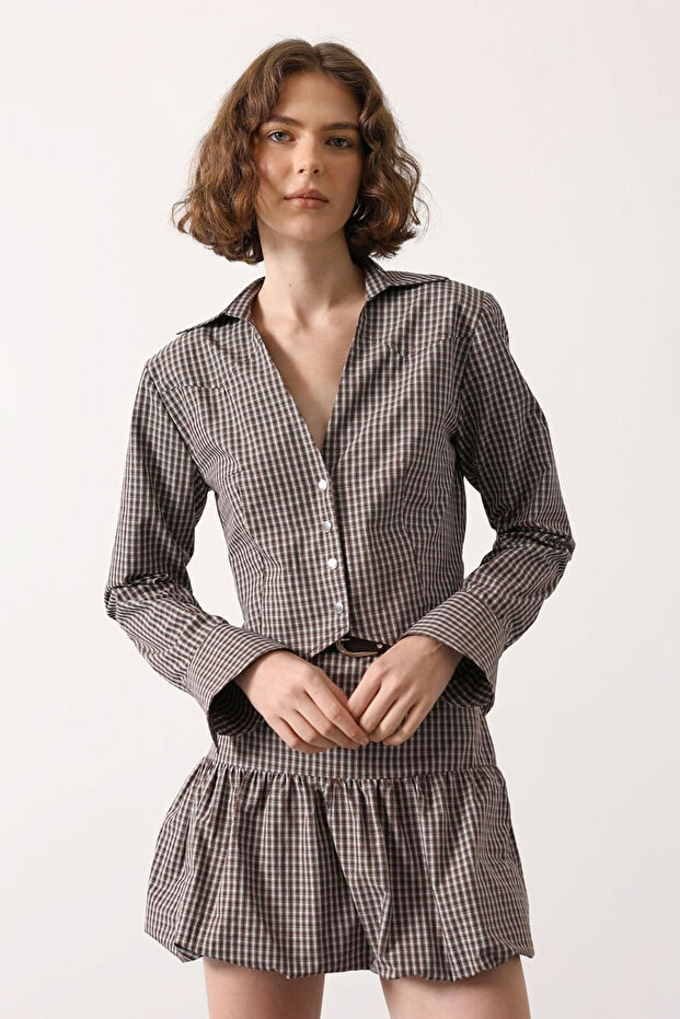Kahverengi-Çok Renkli Mini Ekoseli Fitted Crop Gömlek TWOSS26GO00150 - 1
