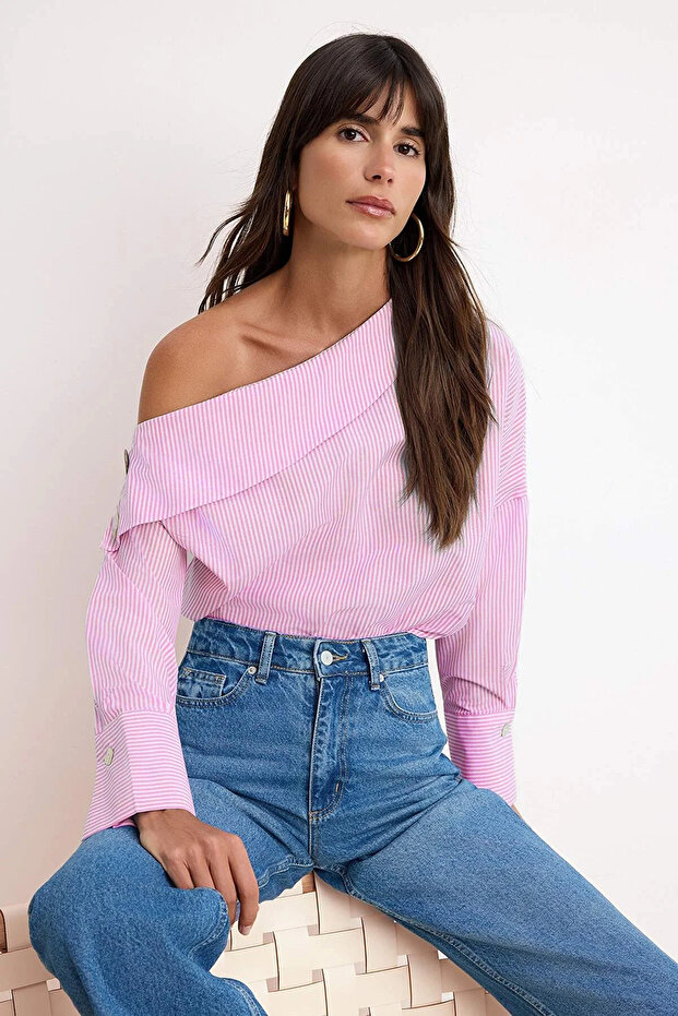 Pembe Çizgili Asimetrik Yaka Dokuma Bluz TWOSS26BZ00666 - 3
