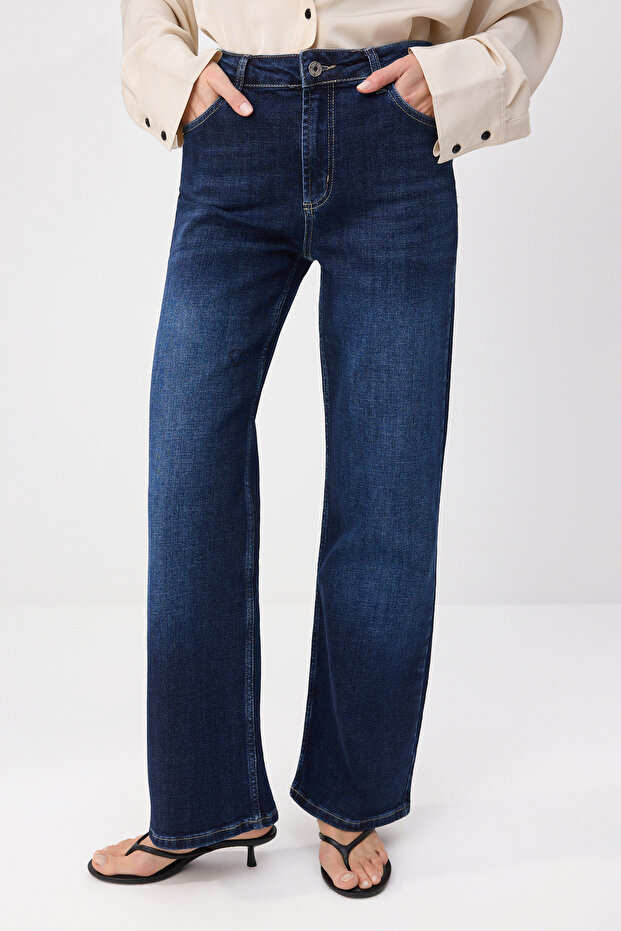 Premium Koyu Mavi Özel Kumaş Yüksek Bel Orta Esnek Straight Düz Kesim Jeans TWOSS26JE00147 - 4