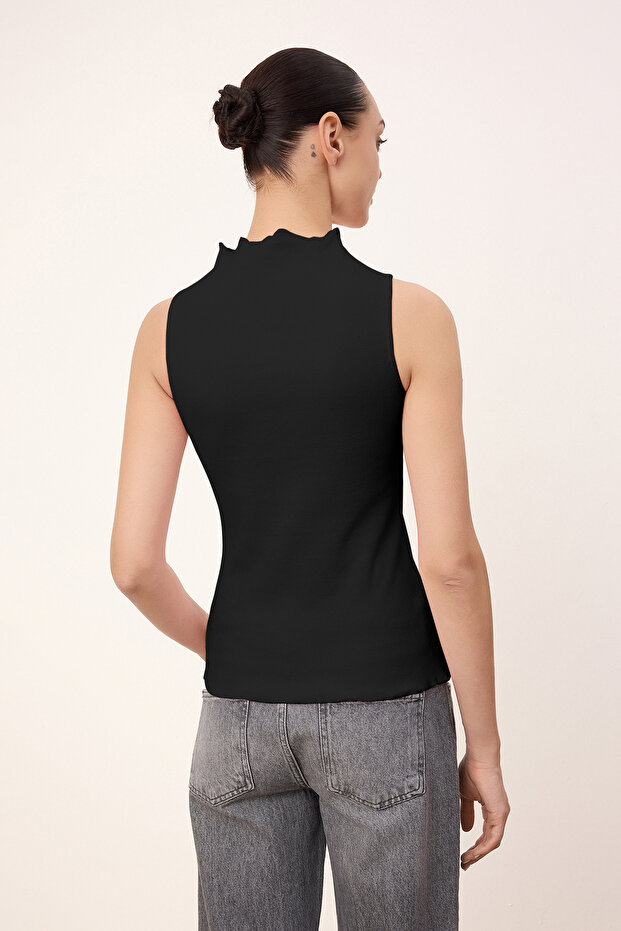 Wardrobe Essentials-Siyah Fitted/Vücuda Oturan Düğmeli Fırfırlı Esnek Örme Bluz TWOSS26BZ00171 - 4