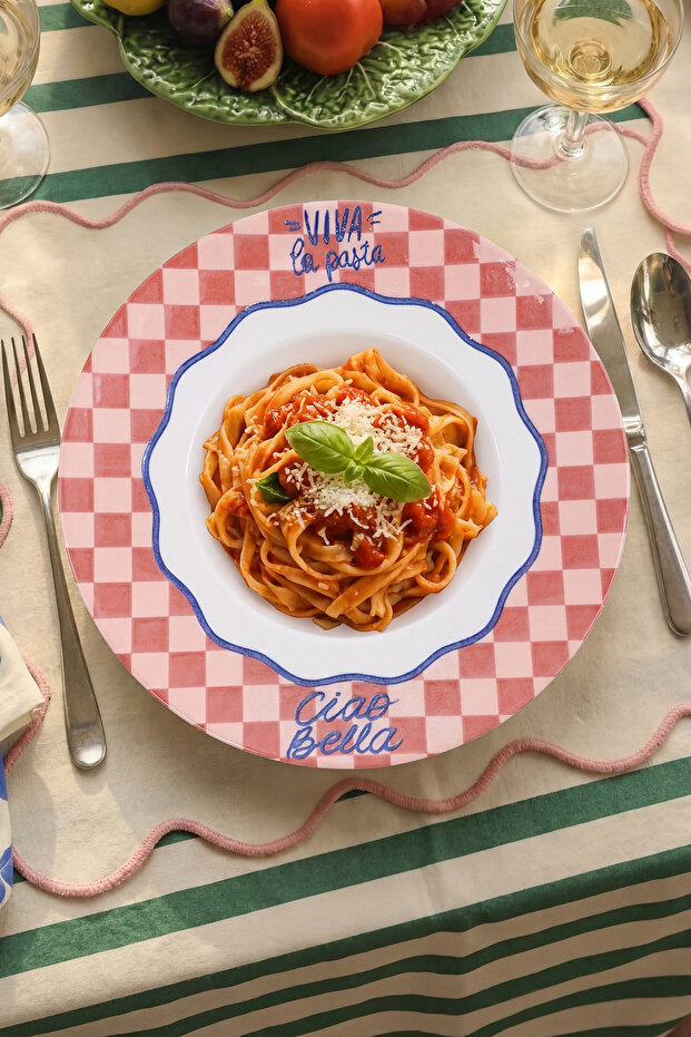 Viva La Pasta Patterned Porcelain Pasta Plate Tphaw26Tbk00077