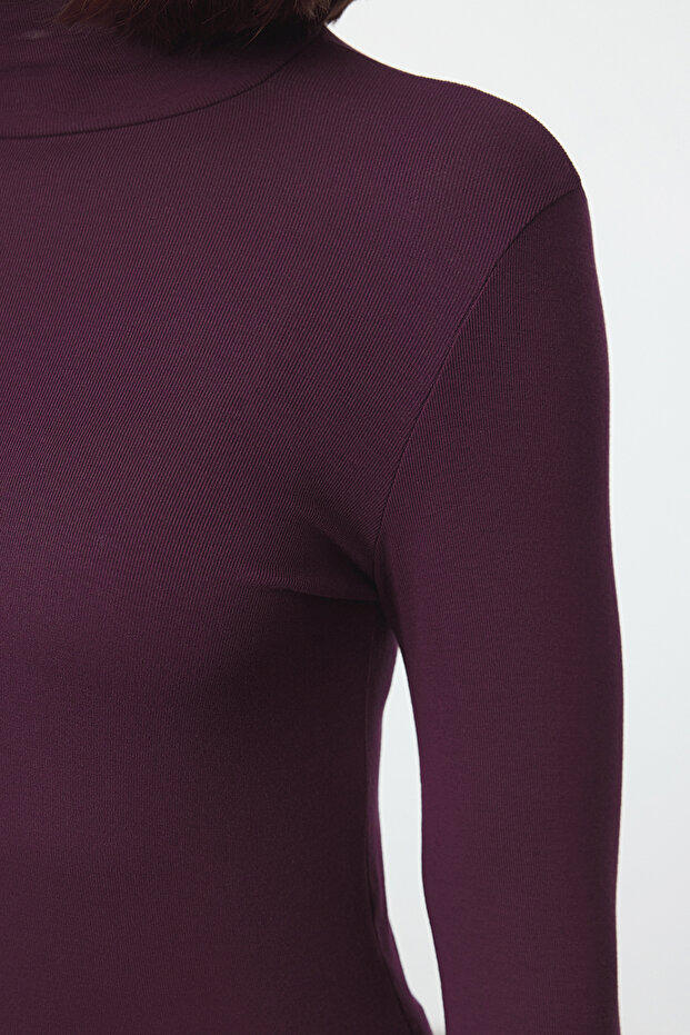 Mürdüm Yumuşak Kumaşlı Balıkçı Yaka Fitted/Vücuda Oturan Esnek Örme Bluz TWOAW24BZ00119 - 5