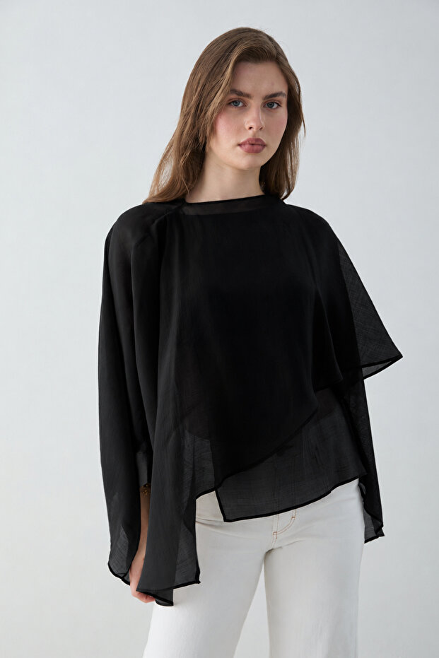 Siyah Oversize İnce Dökümlü Dokuma Bluz TWOSS26BZ00653 - 2