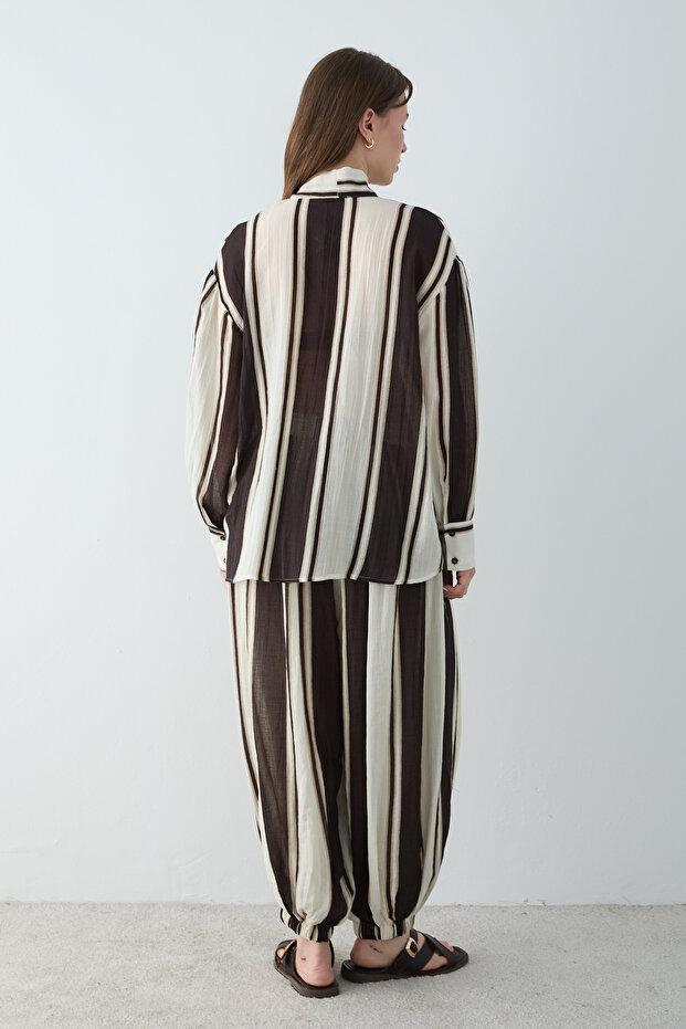 Ekru Kahve Çizgili Oversize Dokuma Alt - Üst Takım TWOSS26AU00231 - 4