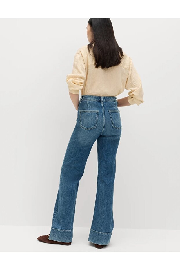 High Waisted Patch Pocket Flared Jeans - 3