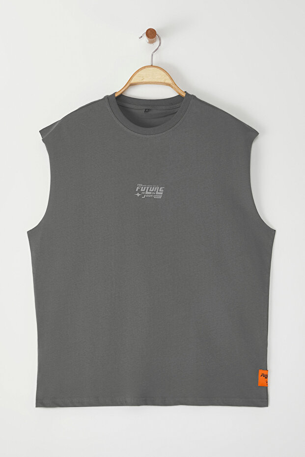 Gri Oversize/Geniş Kesim Kabarık Yazı Baskılı Etiketli Sıfır Kol T-Shirt/Atlet TMNSS24AL00005 - 7