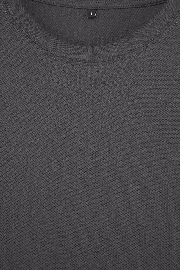 Antrasit Oversize/Geniş Kesim Pike Basic T-Shirt TMNSS26TS00022 - 4