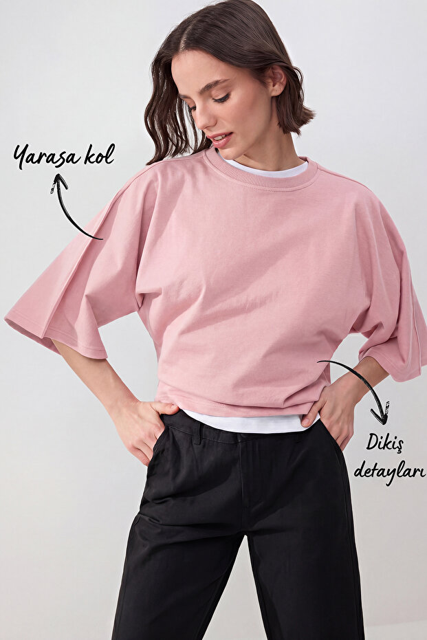 Wardrobe Essentials-Pembe Geniş Kalıp Yarasa Kol %100 Pamuk Örme T-Shirt TWOSS26TS00047 - 1