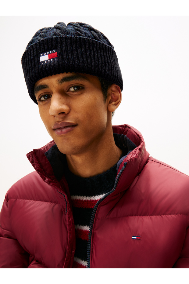 Men Black Heritage Cable Beanie