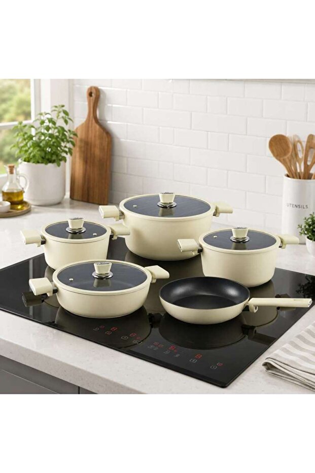 Oms Oyester 9-piece Cookware Set - Beige