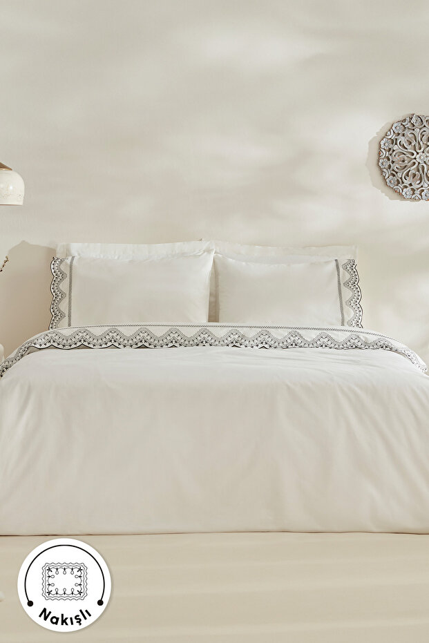 Orvin Double Embroidered Duvet Cover Set White