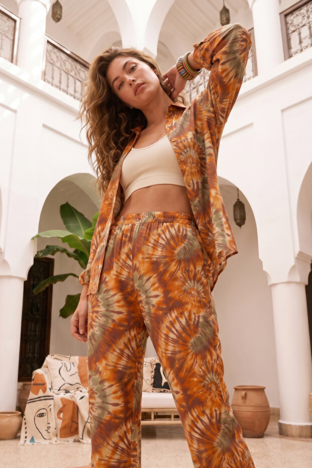 Trendyolmilla  Batik Desenli Dokuma Oversize 100% Pamuk Plaj Gömlek Pantolon Takım TBESS26AU00050 - Görsel 2