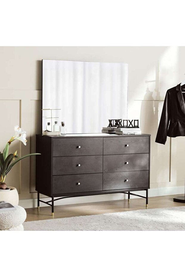 Wynston Dresser With Mirror - Black