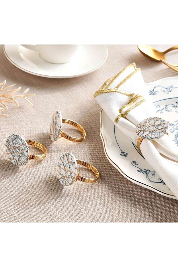 Maze Stone 4 Piece Napkin Ring Set 3.8x4cm- Gold