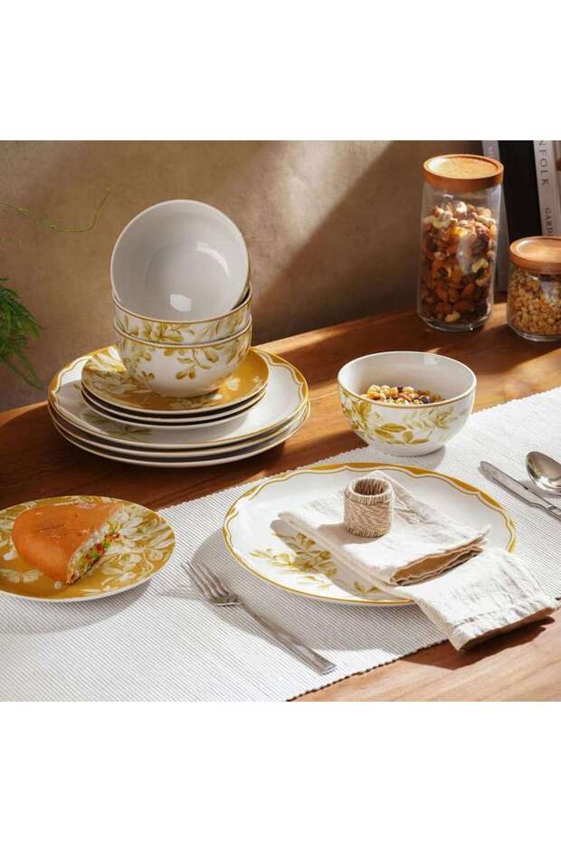Forsythia 12-piece Porcelain Dinner Set -yellow