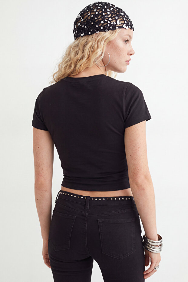 Siyah Slogan Fitted/Vücuda Oturan Kısa Kollu Pamuk Ribana Örme T-Shirt TWOSS26TS00129 - 4
