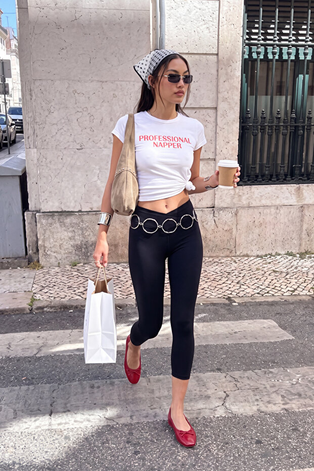 Siyah Kapri Boy Fırçalı Soft Kumaş Kruvaze Bel Örme Spor Tayt THMSS26TY00004 - 2