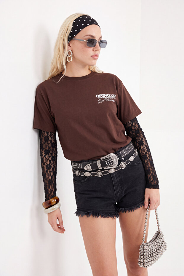 Siyah Yırtıklı Yüksek Bel Mini Denim Şort TWOSS22SR00152 - 3