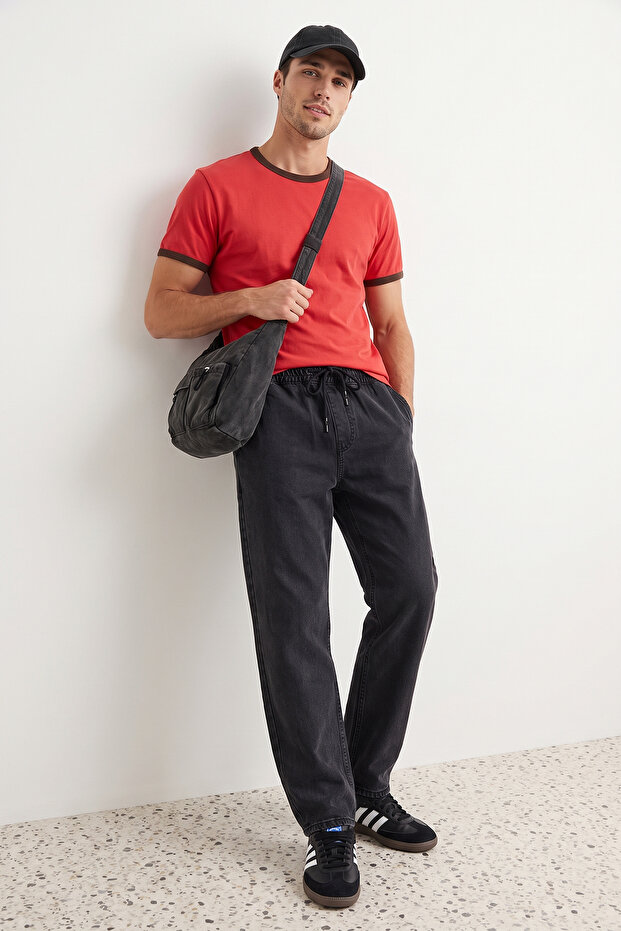 Siyah %100 Pamuk Regular Fit Beli Lastikli Jeans Bol Kot Pantolon TMNAW24JE00025 - 4