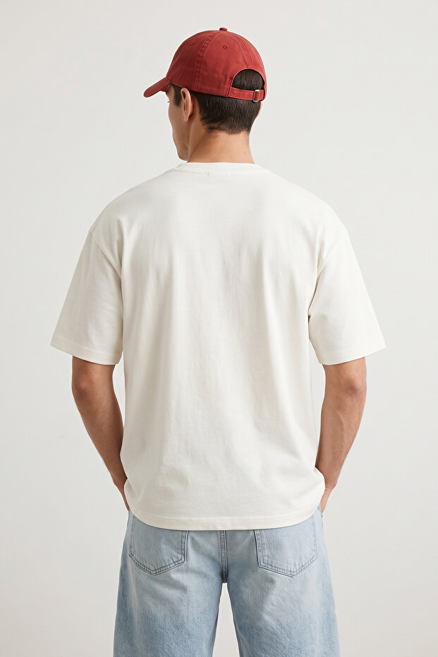 Unisex Ekru Biber Nakışlı Oversize/Rahat Kesim %100 Pamuk T-Shirt TMNSS22TS0318 - 4
