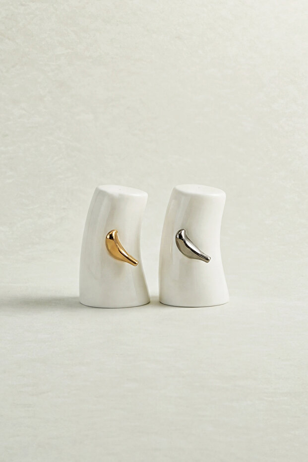 X Müge Anlı Salt and Pepper Shakers