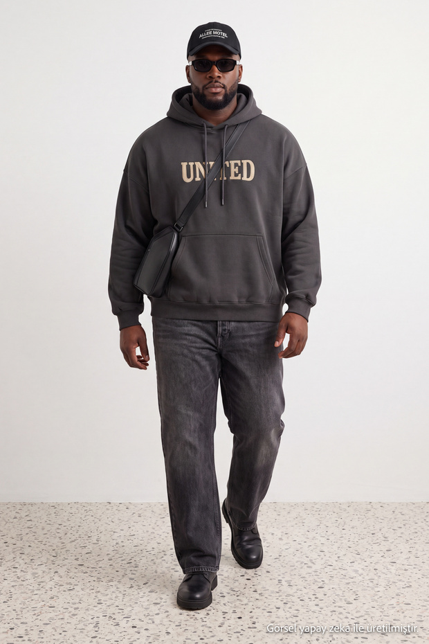 Büyük Beden Antrasit Oversize İçi Polar/Sıcak Tutan Nakışlı Sweatshirt TMNAW25AO00057