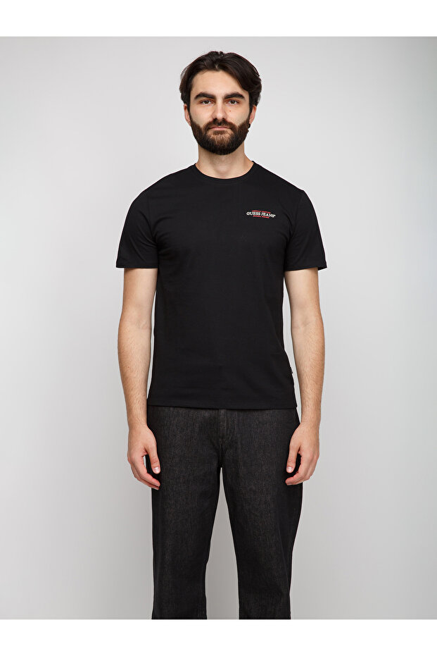 Tricou